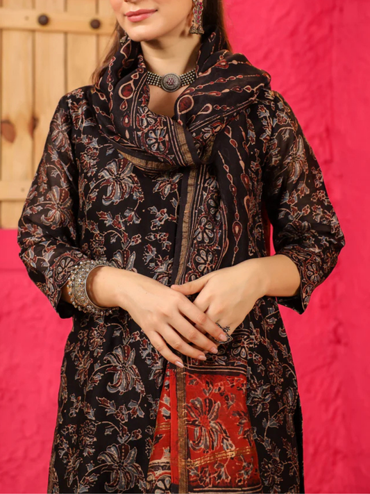 Zayla Kimaya Chanderi Suit Set with Hand-Block Printed Ajrak Design